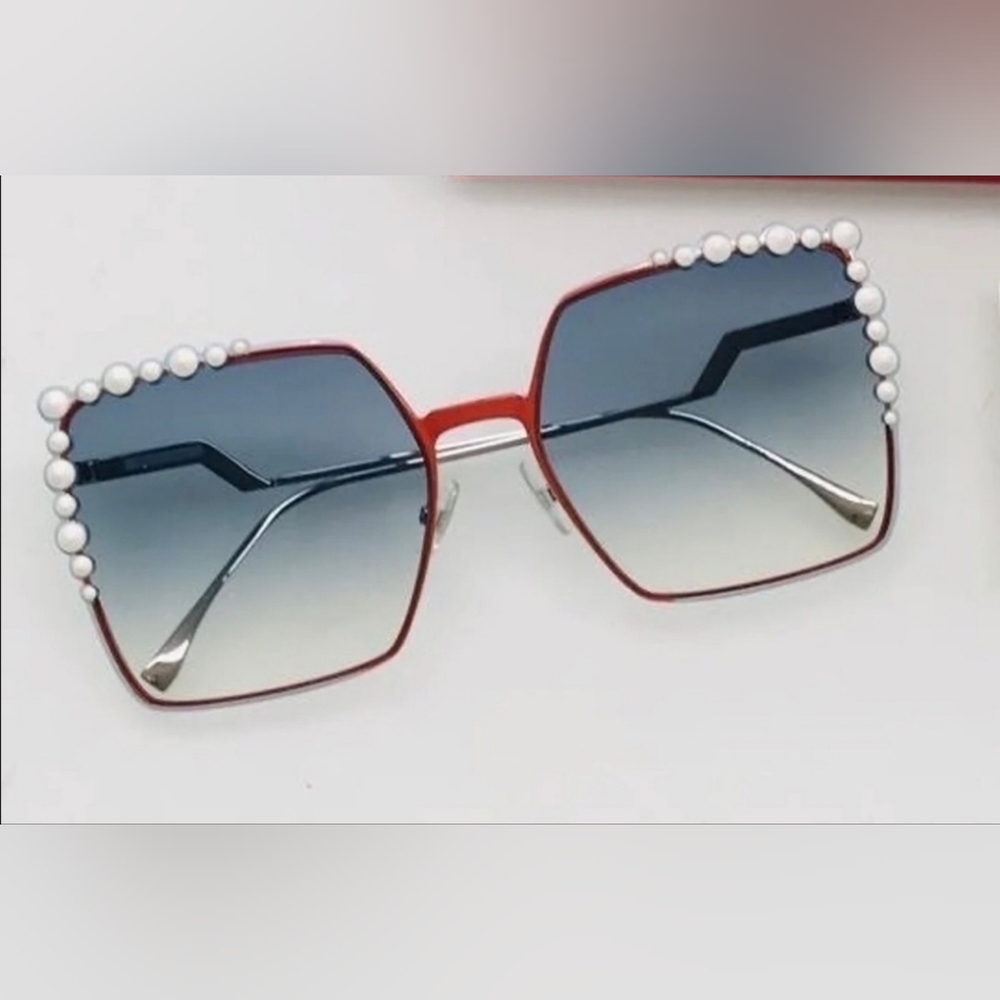 Fendi Cat Eye Oversized Square Sunglasses